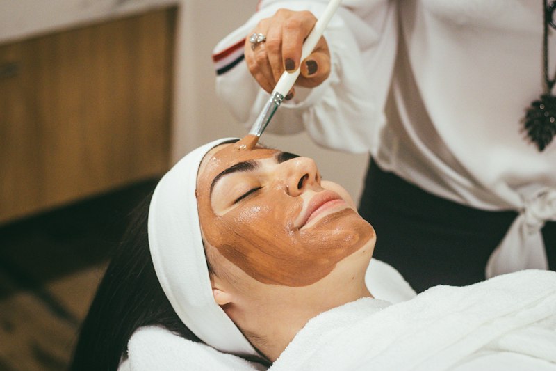 Nourishing Your Skin Barrier: Why Botanical Herbal Facials Outperform Harsh Peels